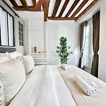 Spacious Family Flat - Le Marais